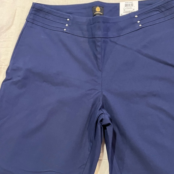 Ladies JM Collection Blue pants - Picture 4 of 4